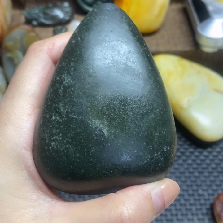 和田玉（糖玉）未镶嵌车挂