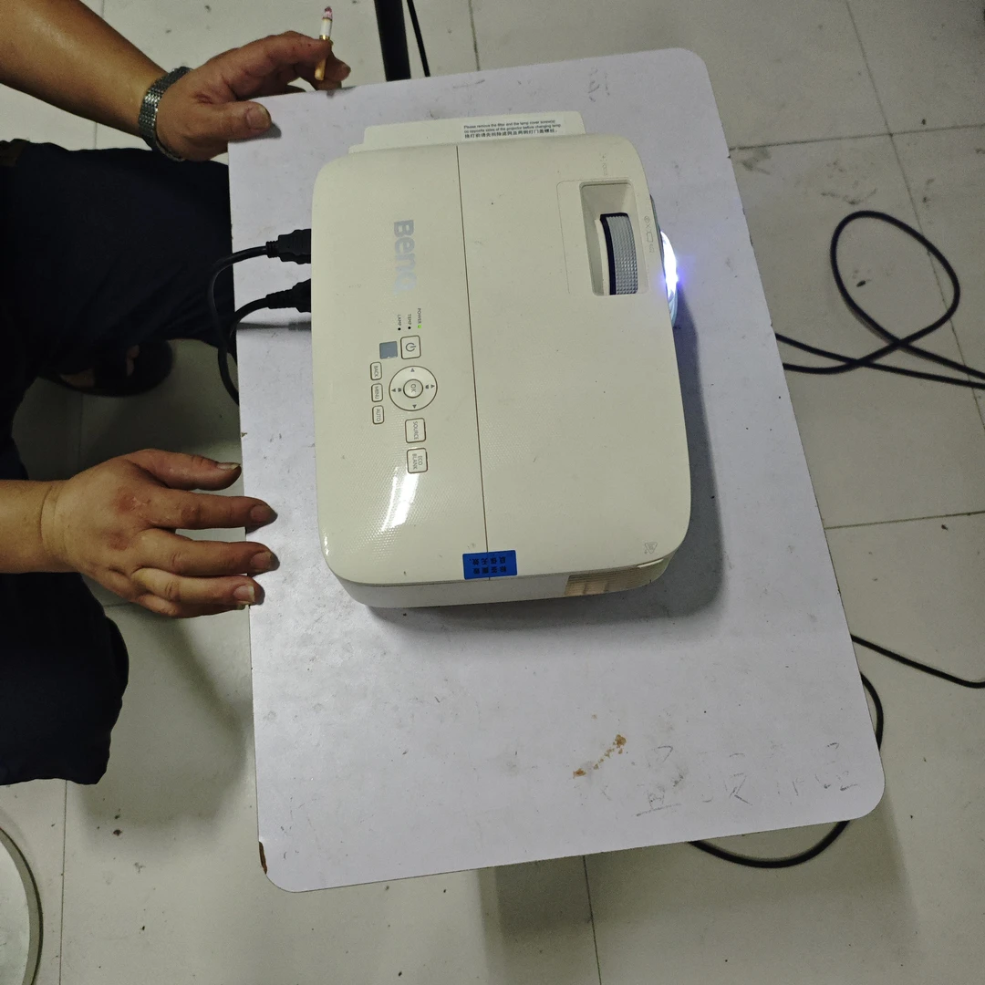 二手明基投影仪运费到付