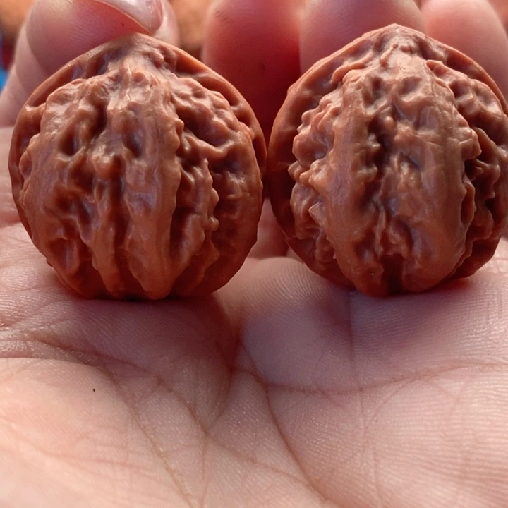 核桃精品文玩核桃手捻肉龙