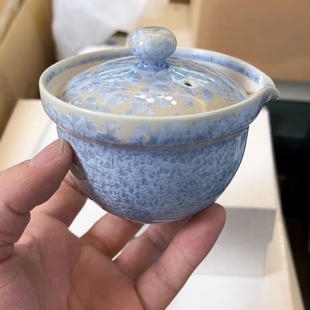 盖碗在家门口看到有条不归家