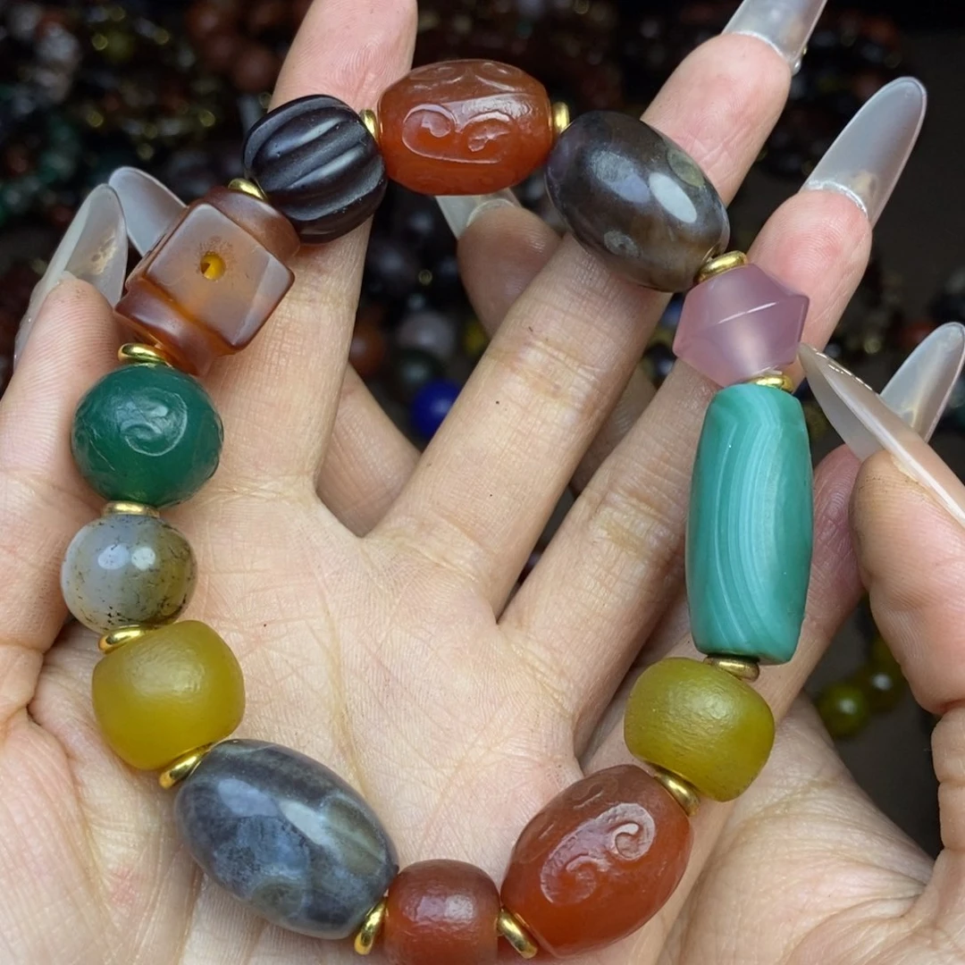 玛瑙/玉髓颈饰未镶嵌