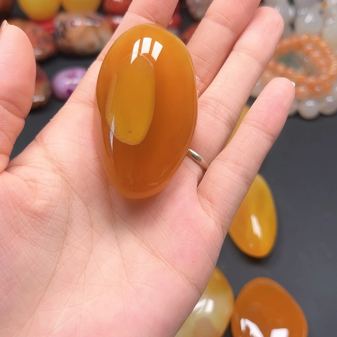 k***i未镶嵌玛瑙/玉髓珠宝奇石