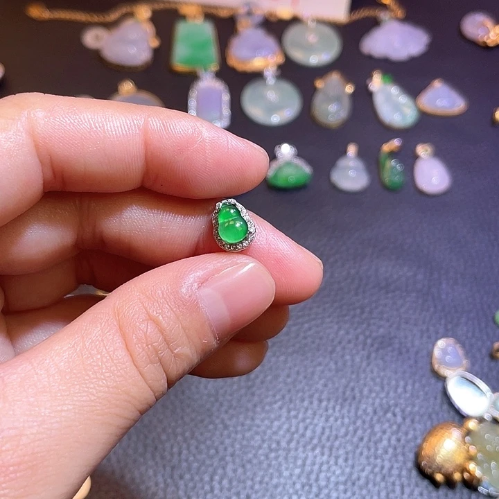 翡翠银S925镶嵌吊坠(不含链)天然翡翠