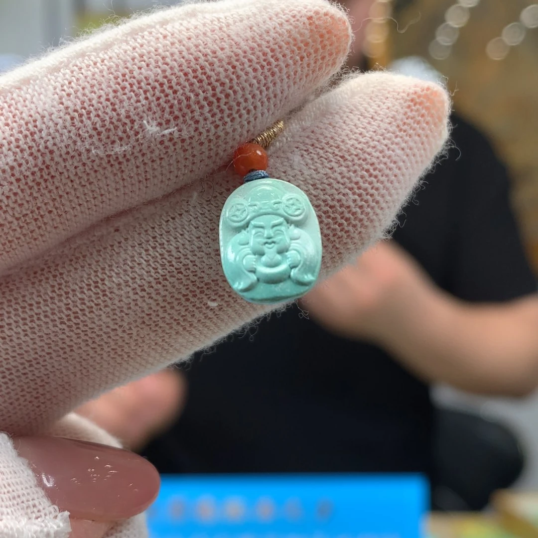 绿松石未镶嵌挂件