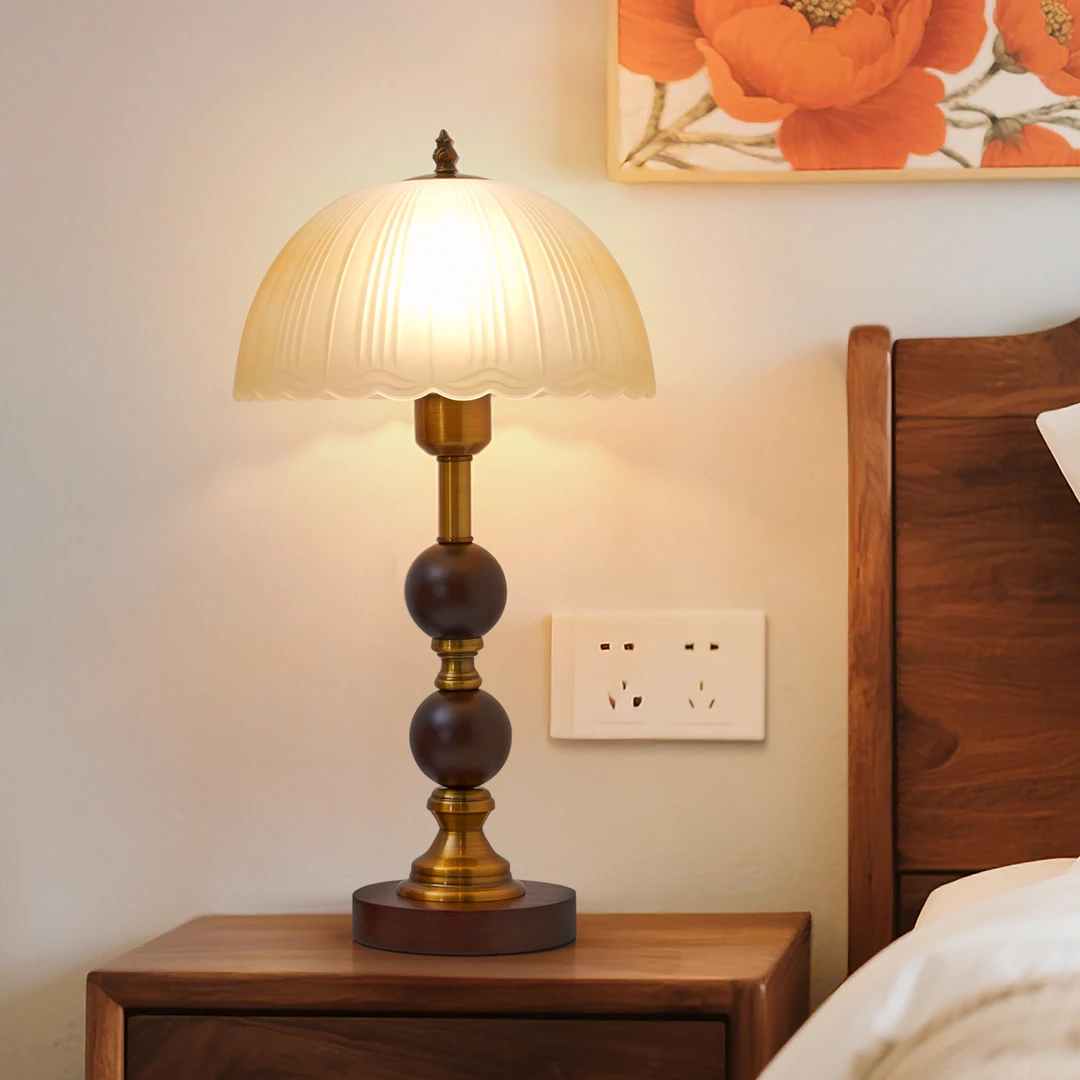 2025网红实木遥控三色调光轻奢中古风家用创意玻璃罩卧室床头台灯