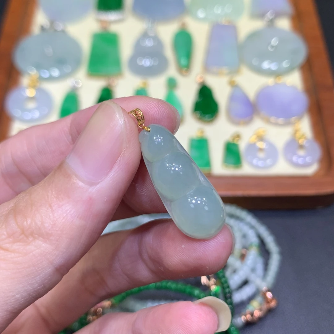 翡翠18K金镶嵌吊坠(不含链)