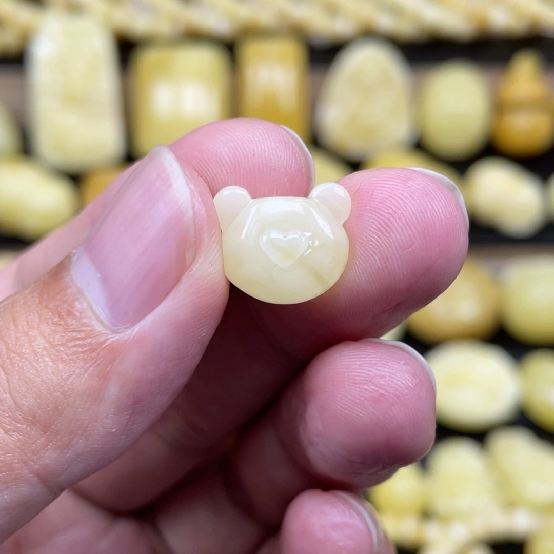 琥珀未镶嵌裸石琥珀蜜蜡