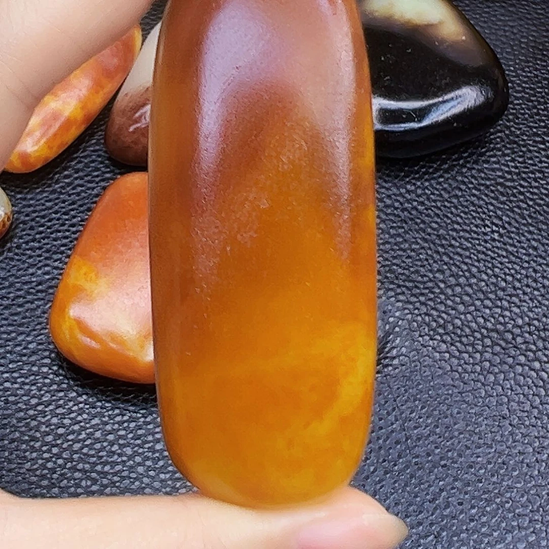 一***松和田玉未镶嵌挂件