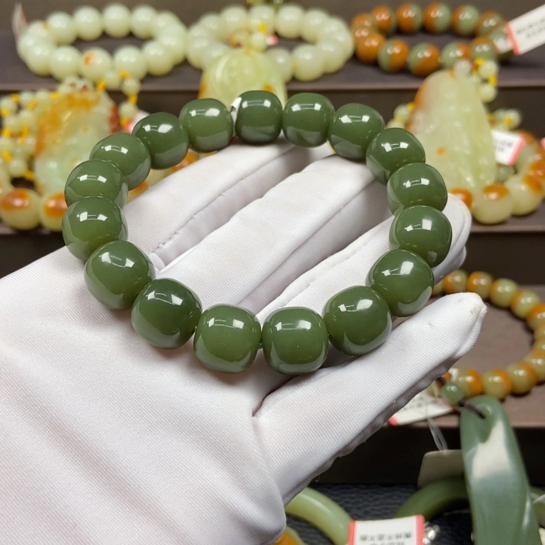 L***C未镶嵌手链透闪石质玉