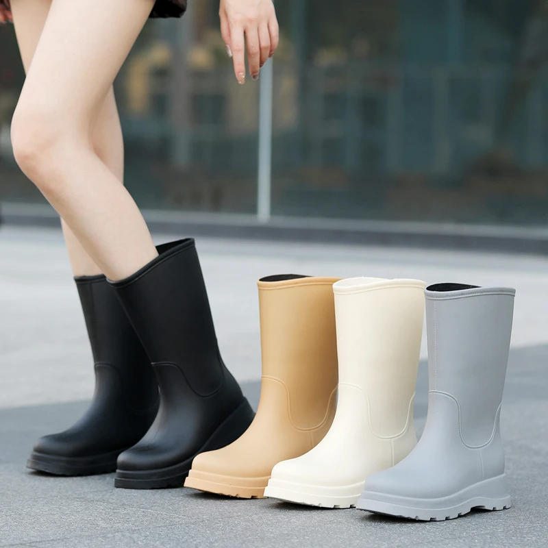 时尚女士雨鞋女高筒水鞋长筒雨靴女成人防滑女款水靴加绒防水胶鞋