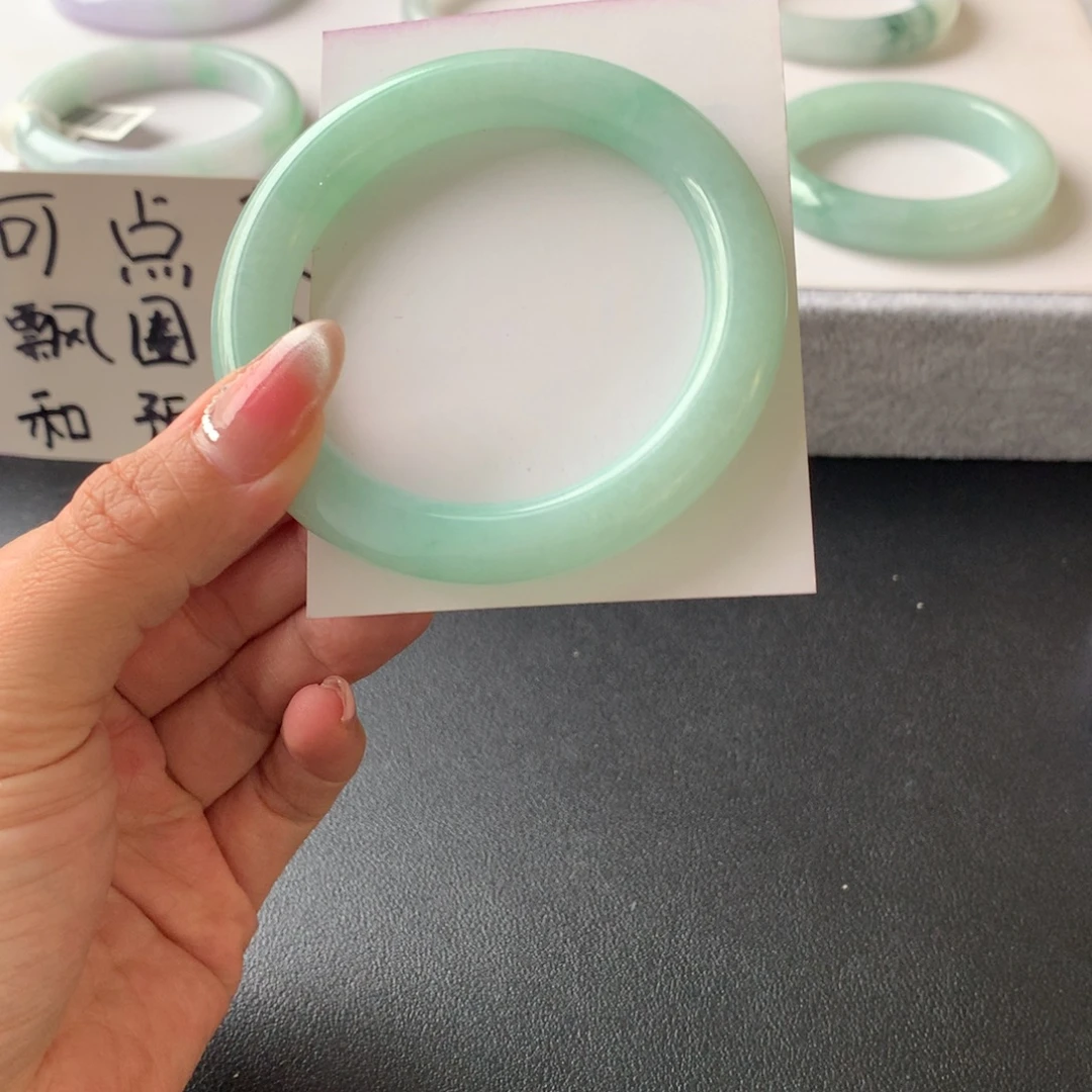 翡翠未镶嵌手镯58.5圆