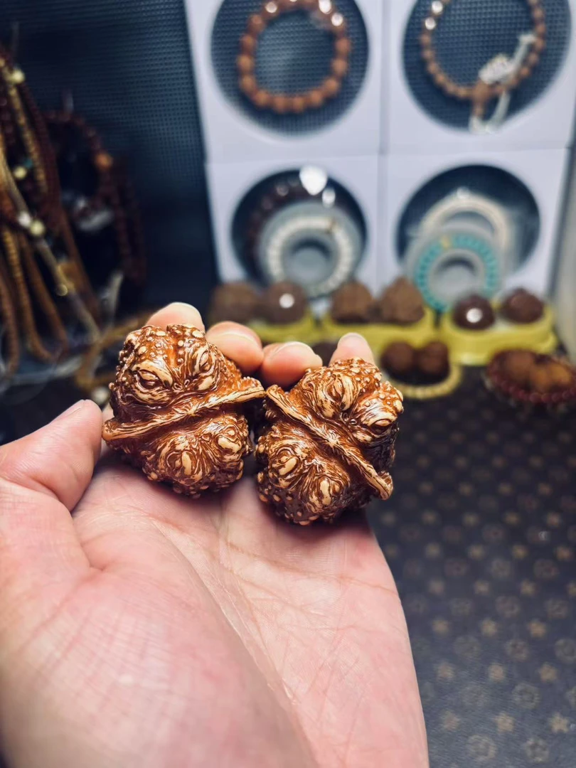 原生态红眼金蝉蛤蟆头手把件