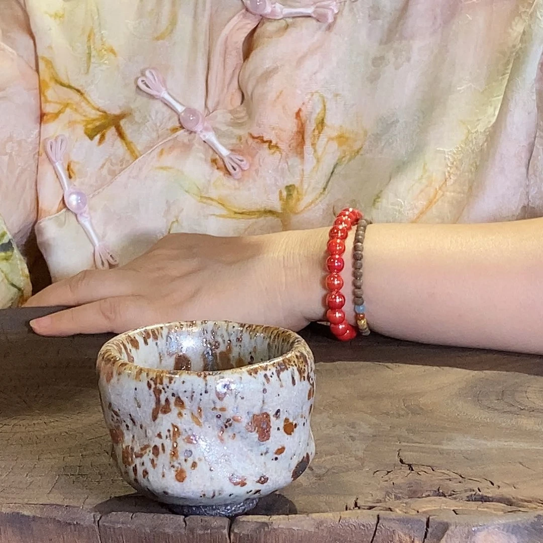 山下金斑竹灰釉陶杯