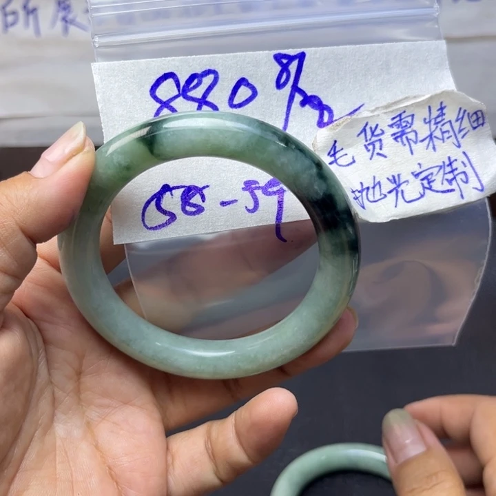 定制翡翠未镶嵌天然翡翠