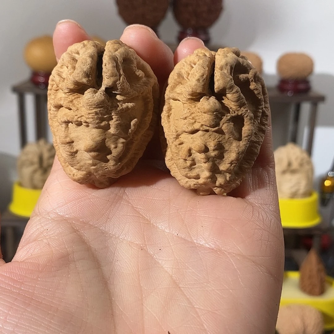 吊坠文玩核桃鬼脸乾坤核练手3536