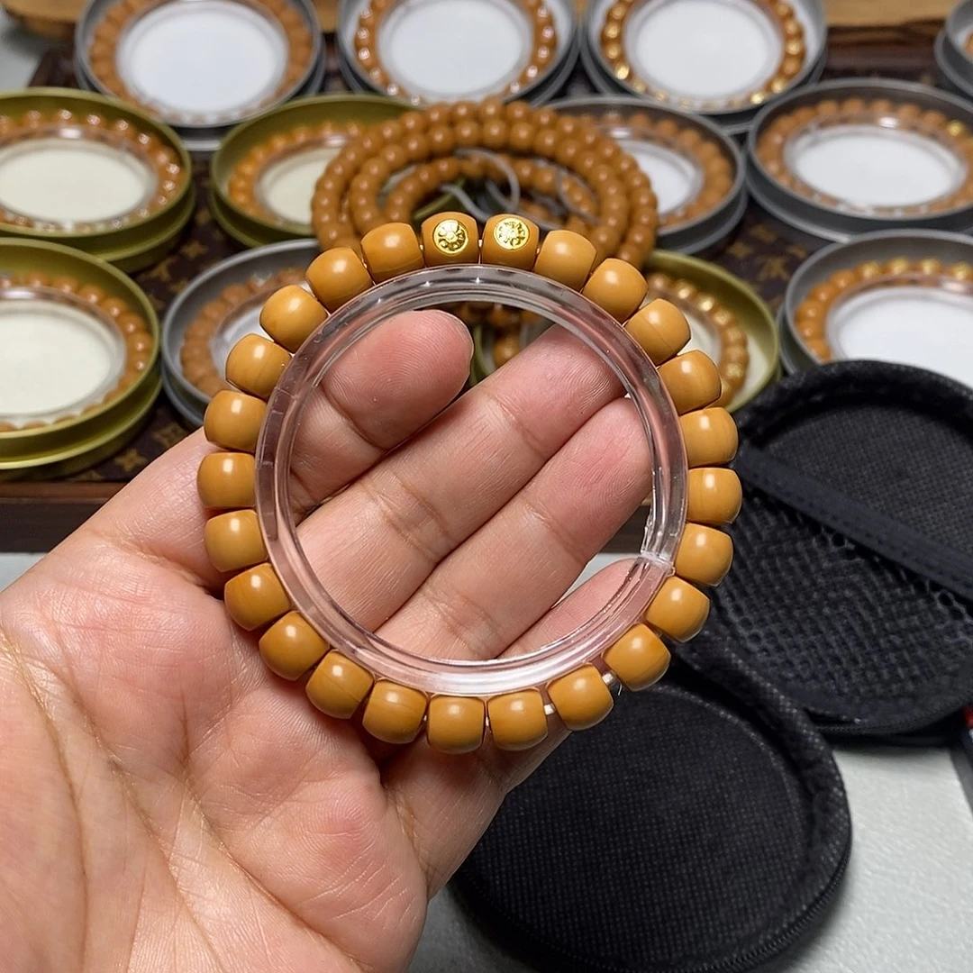 猴头核桃手串32号高配双标18k直切9左右