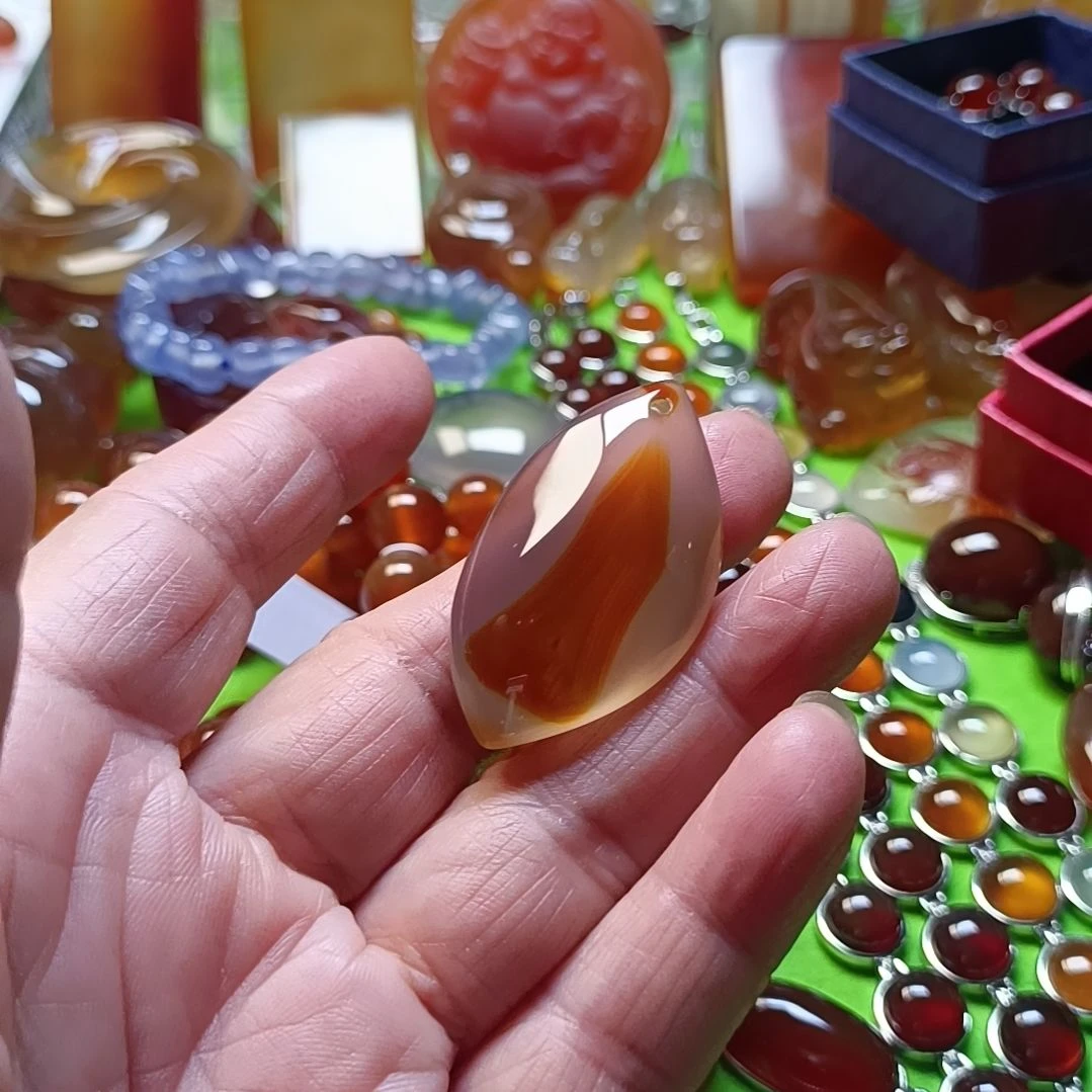 玛瑙/玉髓未镶嵌颈饰
