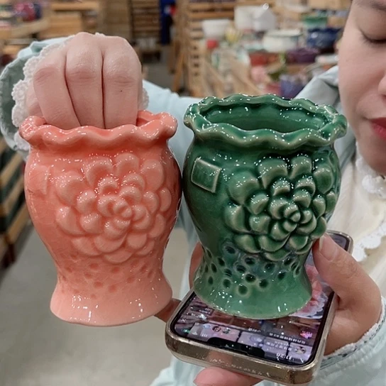 陶瓷直播间已有一年