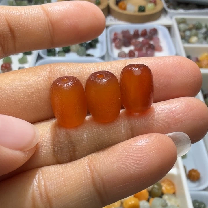 和田玉未镶嵌珠宝奇石