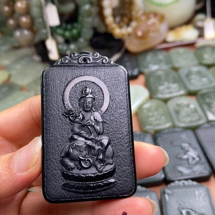 和田玉未镶嵌颈饰予