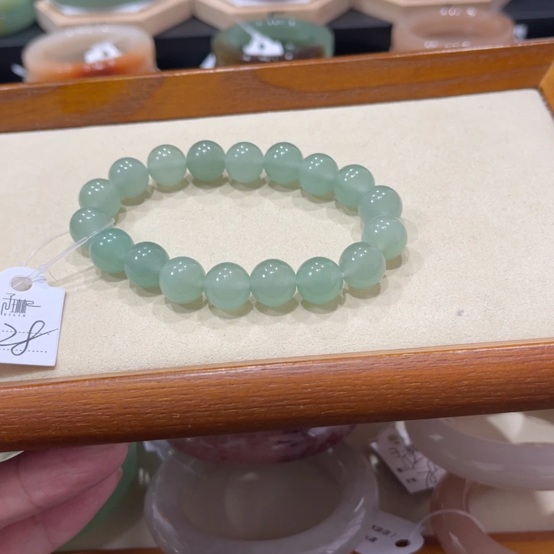 未镶嵌手镯石英质玉