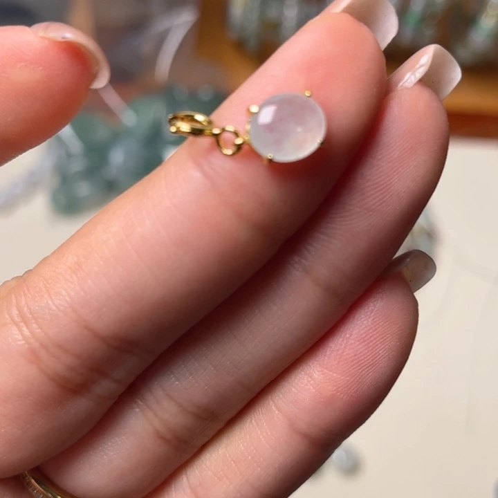 红***姐未镶嵌手串翡翠翡翠