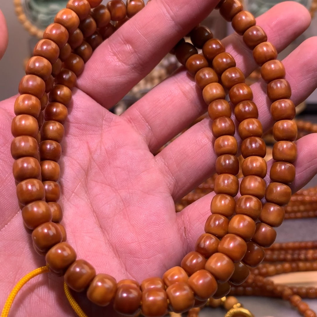 星月菩提吊坠6*68×7藏红玉化脖挂