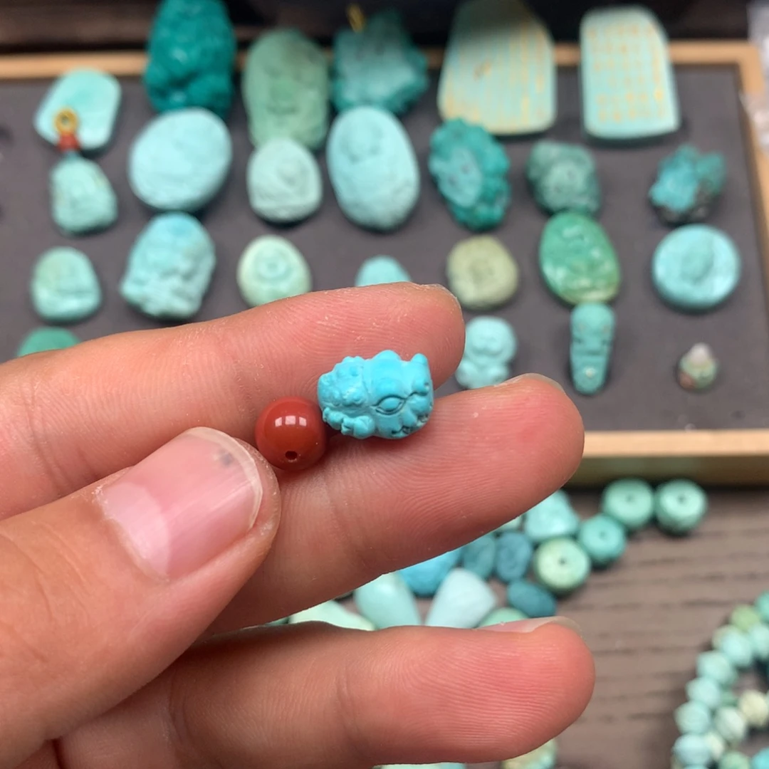 南红玛瑙雕刻未镶嵌