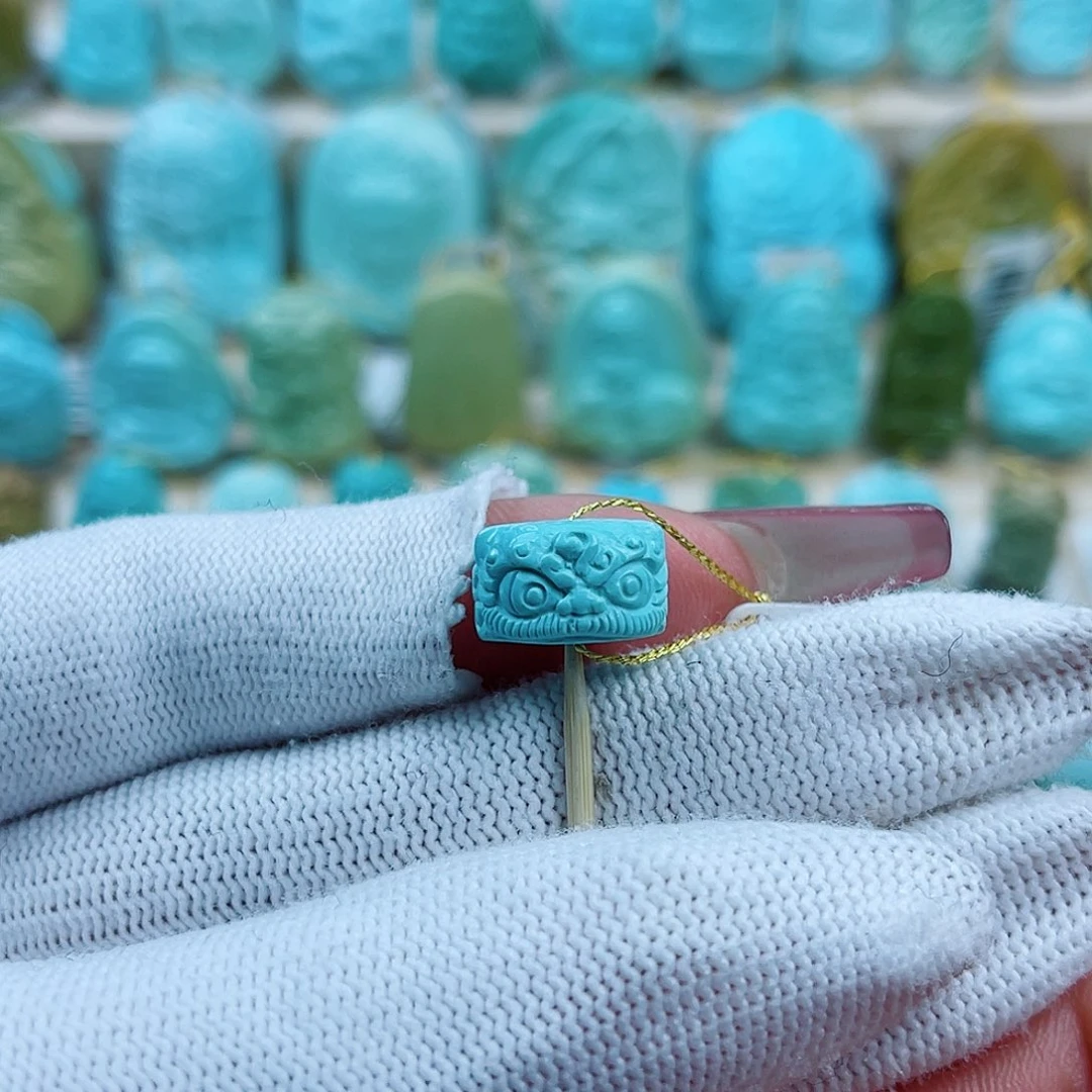 绿松石未镶嵌珠宝奇石13m