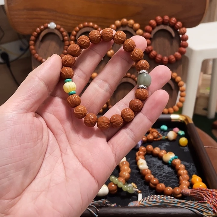 吊坠猴头核桃猴头核桃手串已搭配