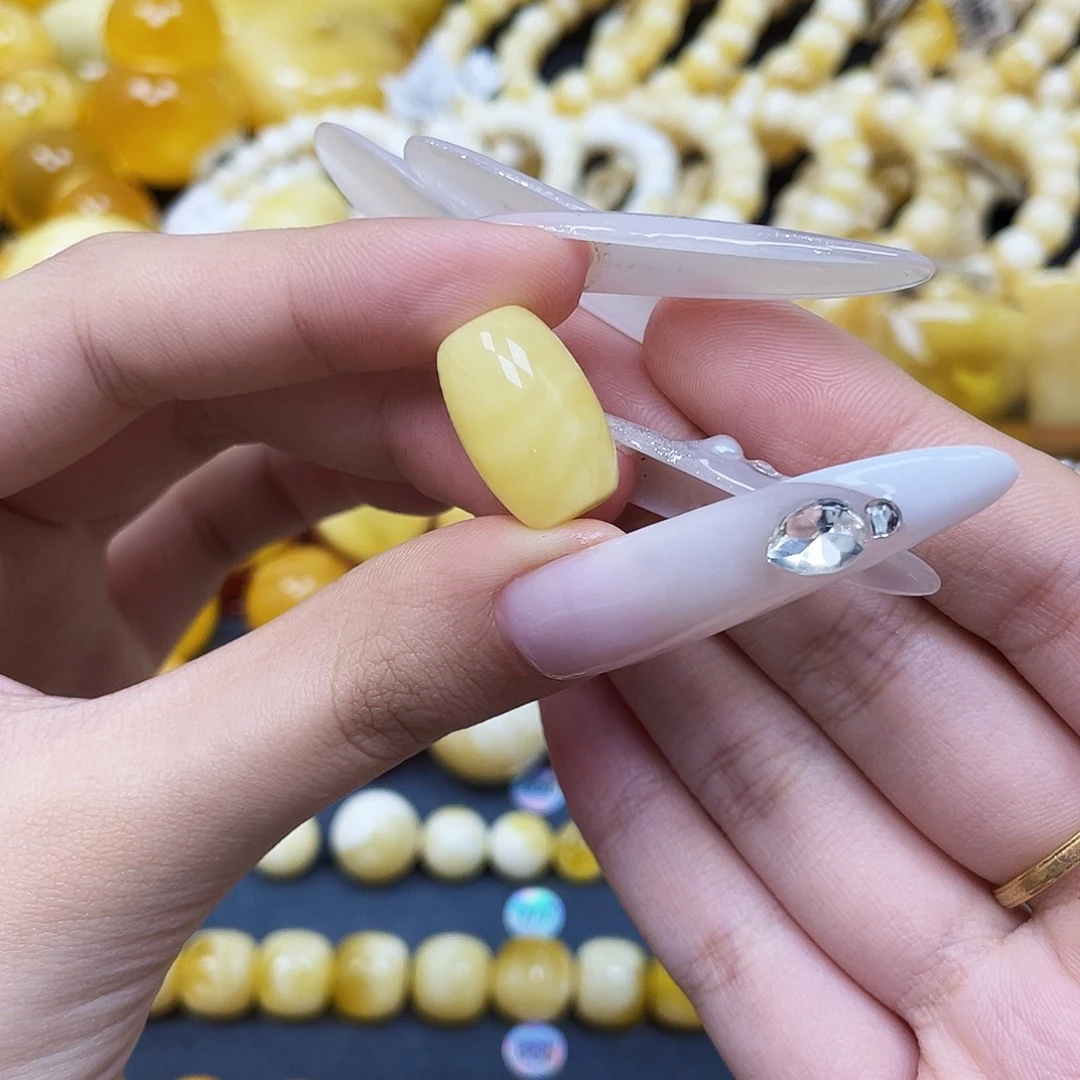 裸石蜜蜡未镶嵌12.3*19mm桶珠