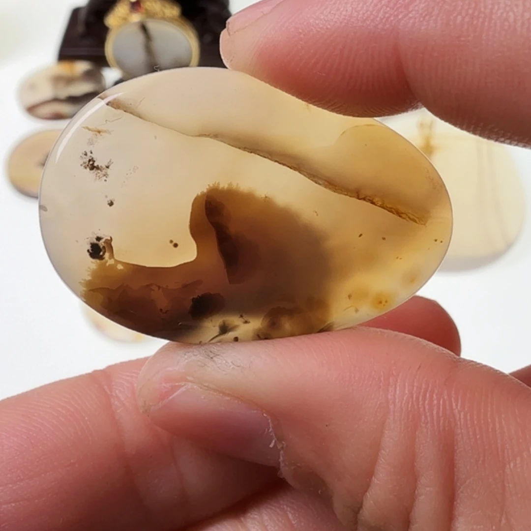 玛瑙/玉髓未镶嵌珠宝半成品