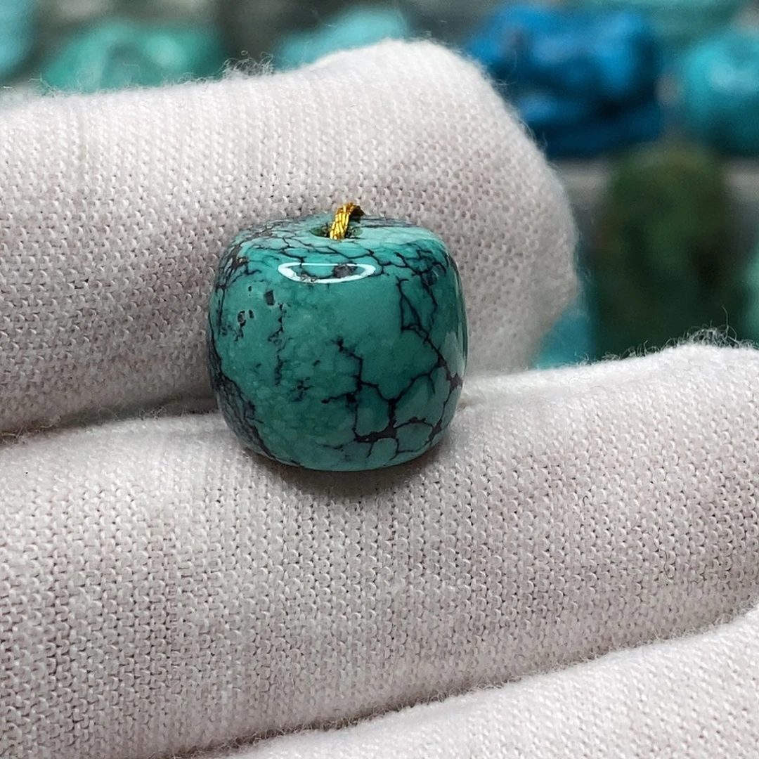 绿松石未镶嵌天然原矿 地大质检13.3mm