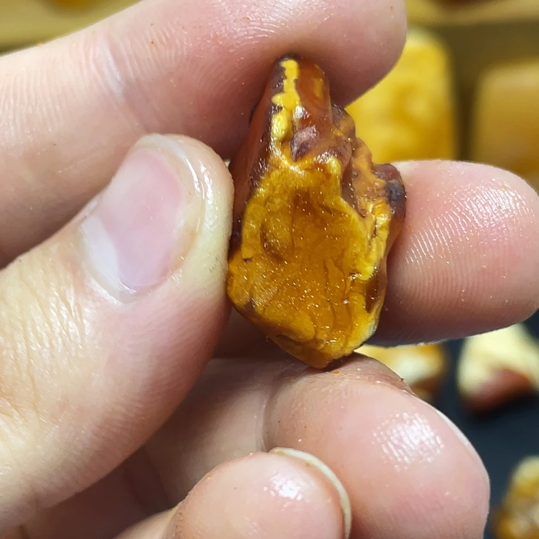 定制琥珀未镶嵌定制