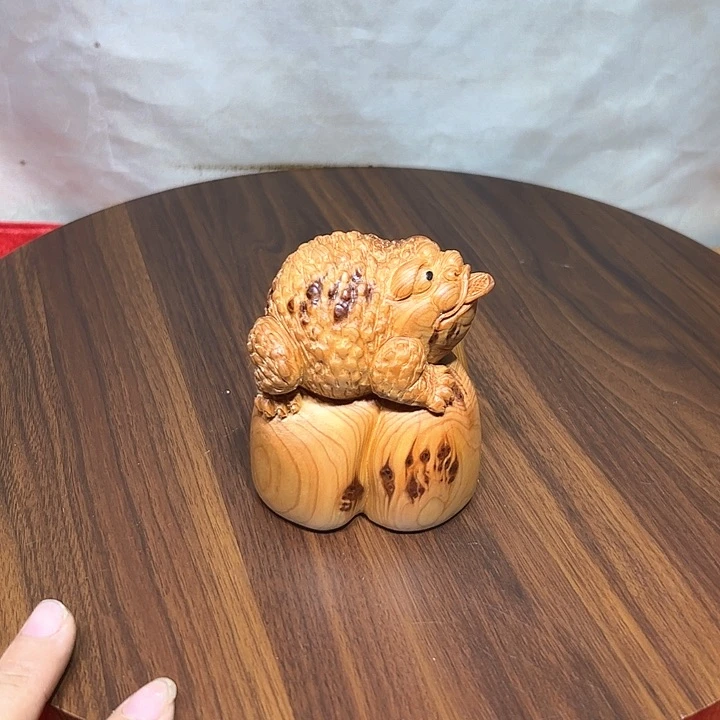 秋***豹柏木（崖柏）崖柏手工雕刻呱呱