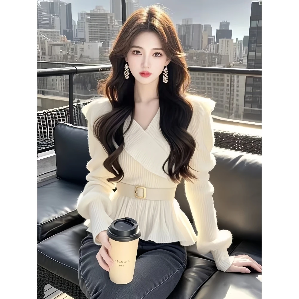 软糯慵懒风针织上衣女外穿2025秋冬独特超好看气质显瘦收腰毛衣潮