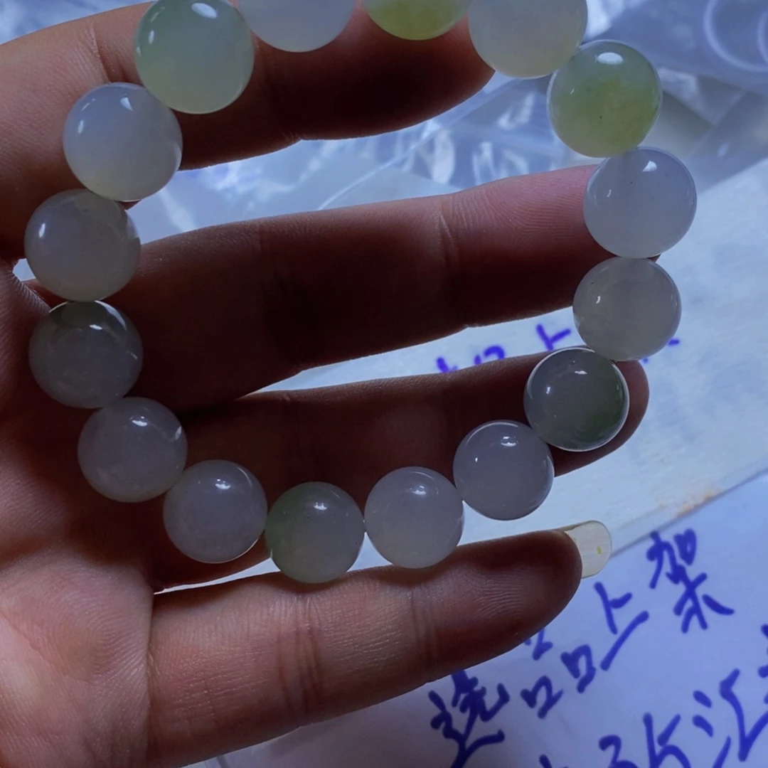 未镶嵌手串翡翠翡翠