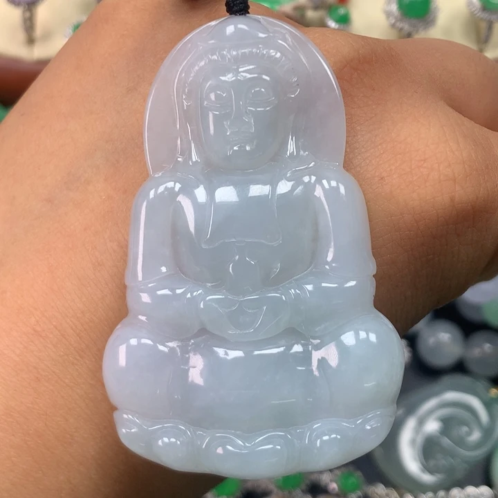 翡翠未镶嵌颈饰观音