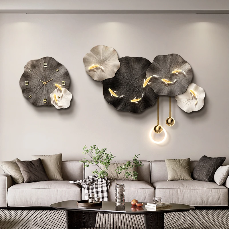 九鱼图客厅装饰画带钟表大气高级感沙发背景墙挂画轻奢餐厅壁画灯