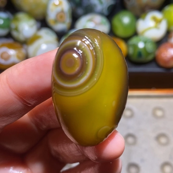 未镶嵌玛瑙/玉髓珠宝半成品138