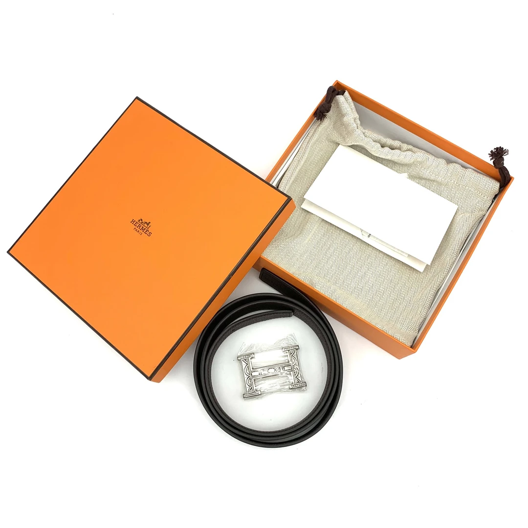 99新 Hermes/爱马仕 闲置925银头H黑咖双面腰带 3.2宽 尺寸110