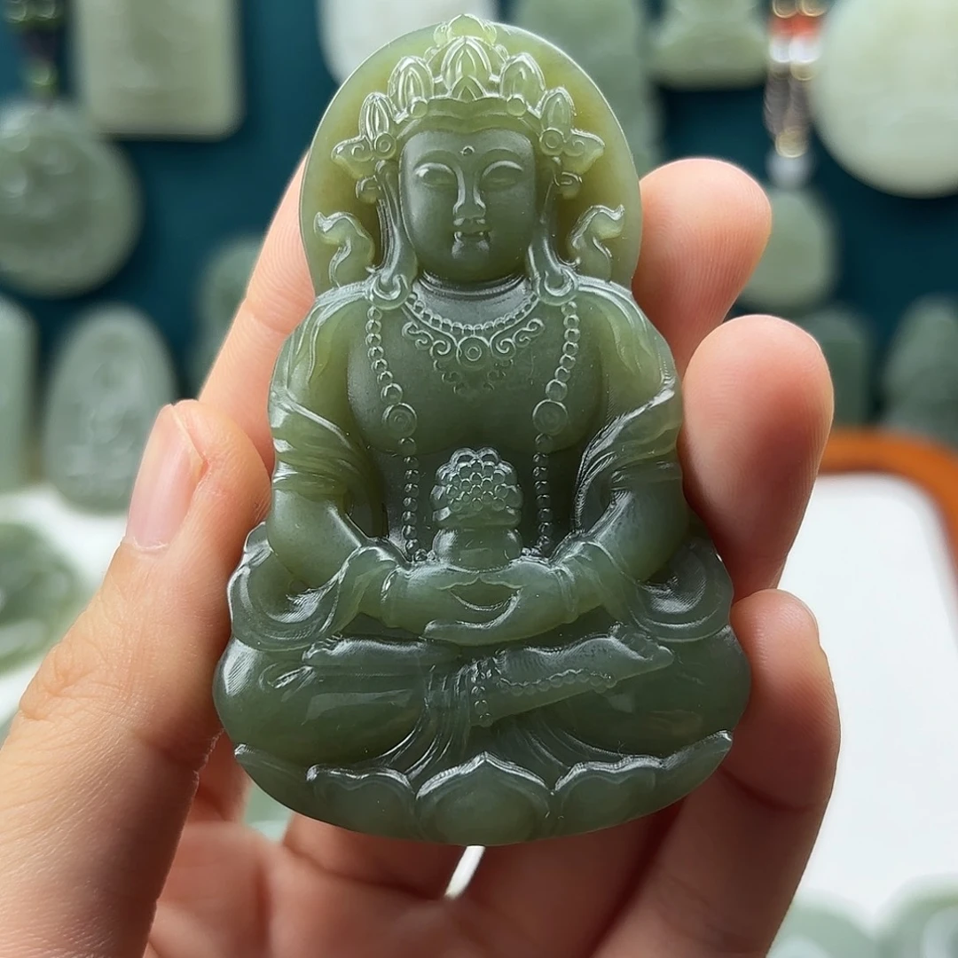不***此颈饰未镶嵌和田玉