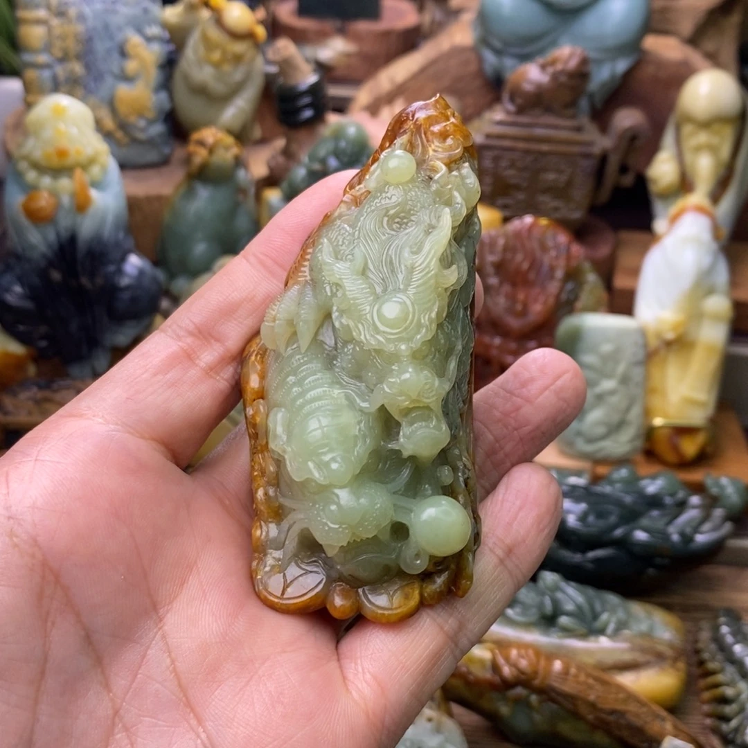 M***r岫岩河磨玉（透闪石质玉）未镶嵌把件龙虎