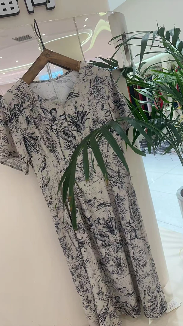 高端时尚气质桑蚕丝连衣裙1209