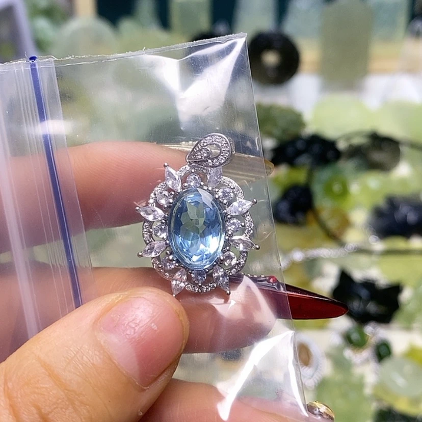 【闪购商品】蛇纹石玉颈饰未镶嵌温***光