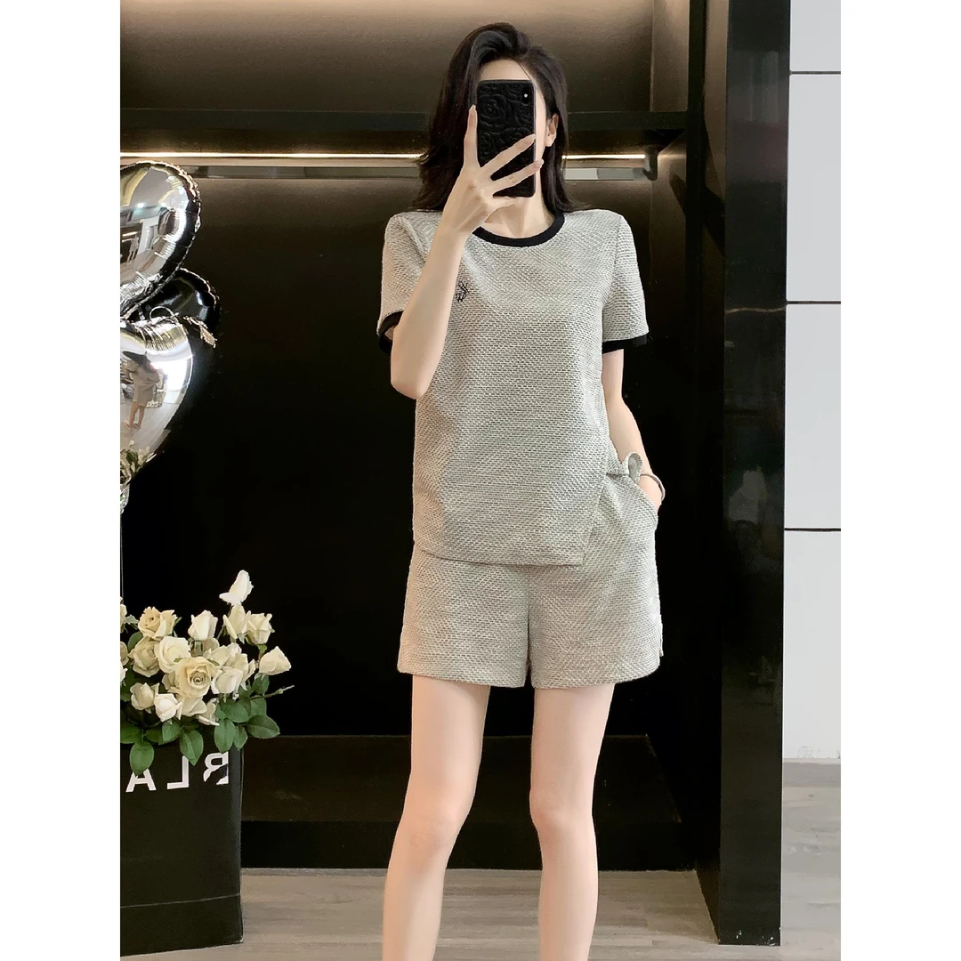 高级感休闲短裤套装女夏天搭配一整套显瘦时尚刺绣短袖运动两件套