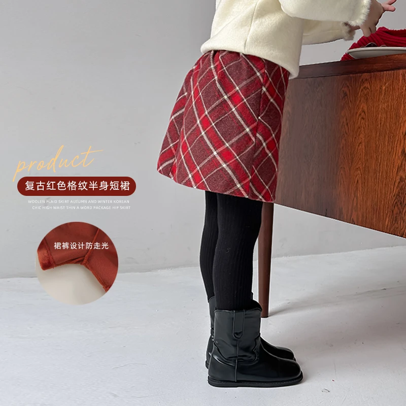麦麦秋【现货-红糖姜茶】复古红格纹银狐绒毛呢裙女童冬53205