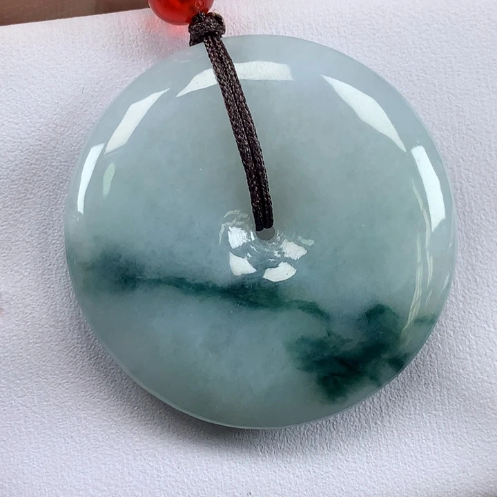 颈饰未镶嵌翡翠平安扣