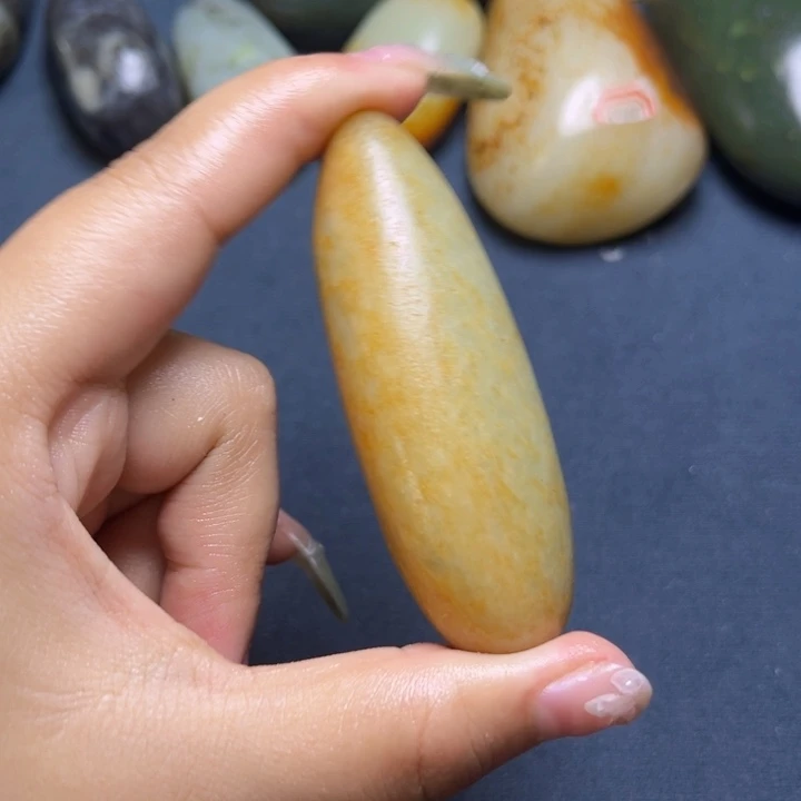未镶嵌和田玉珠宝奇石