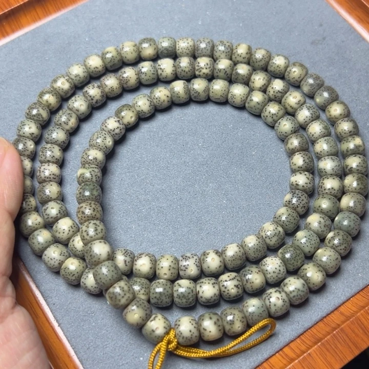星月菩提手串一物一拍118颗8×7石玉料高抛